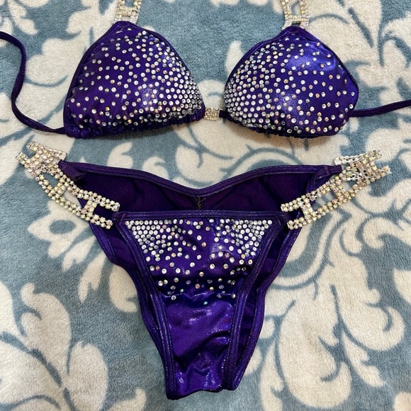 Angel competition bikini - Picture 3 of 4